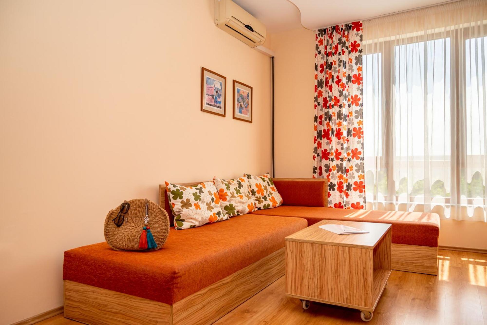 ابزور Galeria Holiday Apartments المظهر الخارجي الصورة